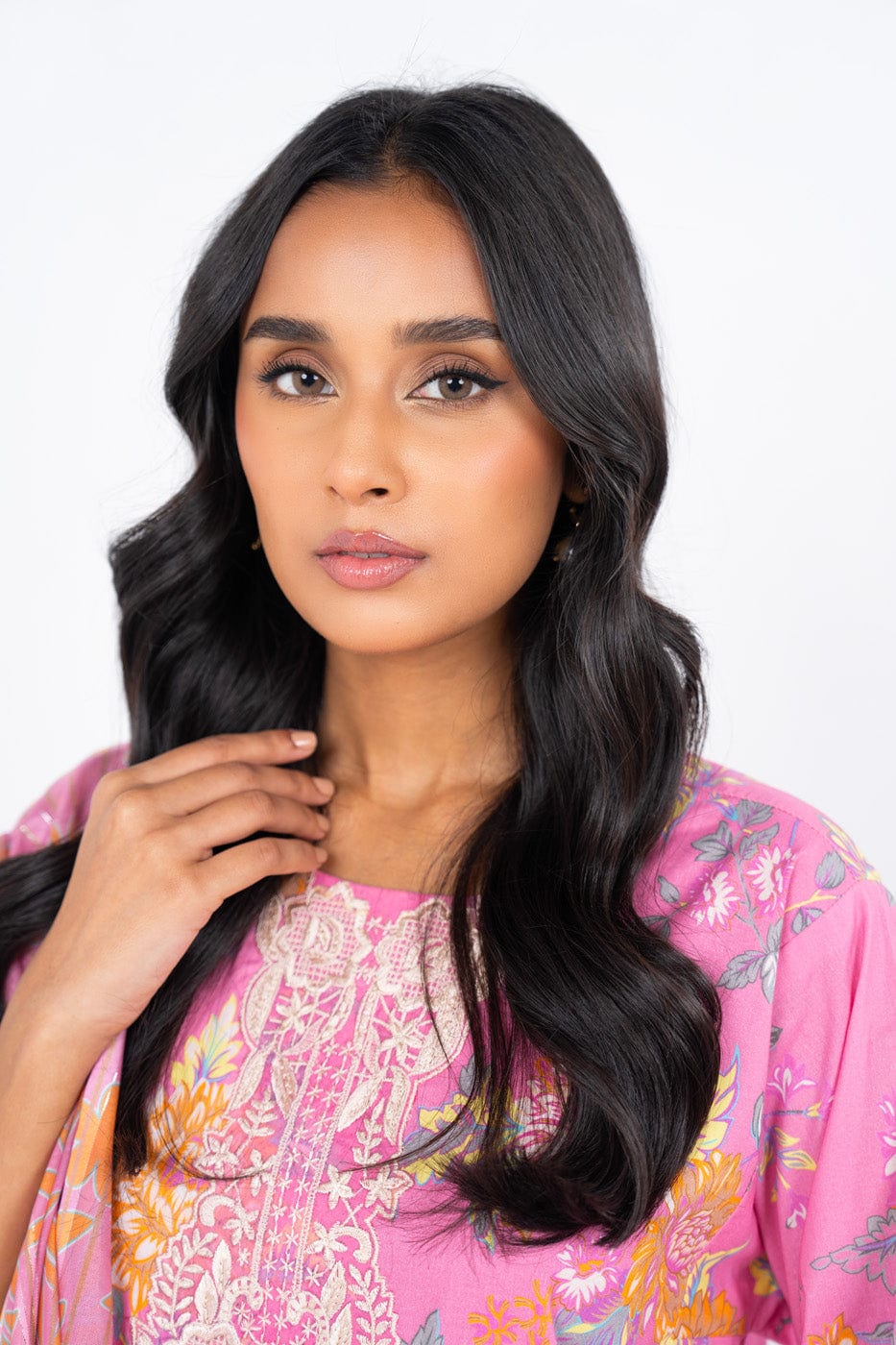 RTS | SHIRT, TROUSER & DUPATTA - Image 3