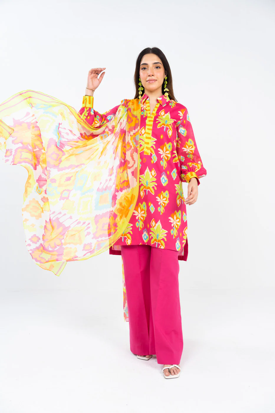 RTS | SHIRT, TROUSER & DUPATTA - Image 4