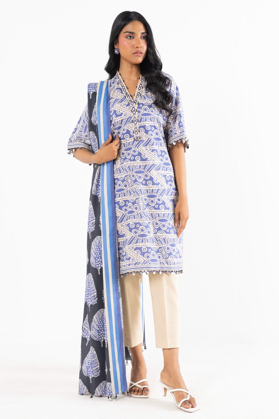 RTS | SHIRT, TROUSER & DUPATTA - Image 3