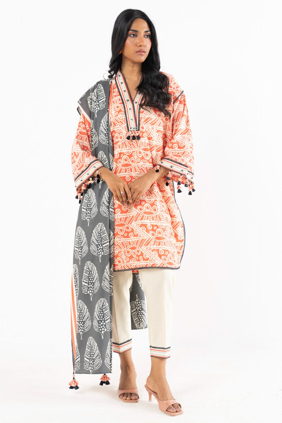 RTS | SHIRT, TROUSER & DUPATTA - Image 2