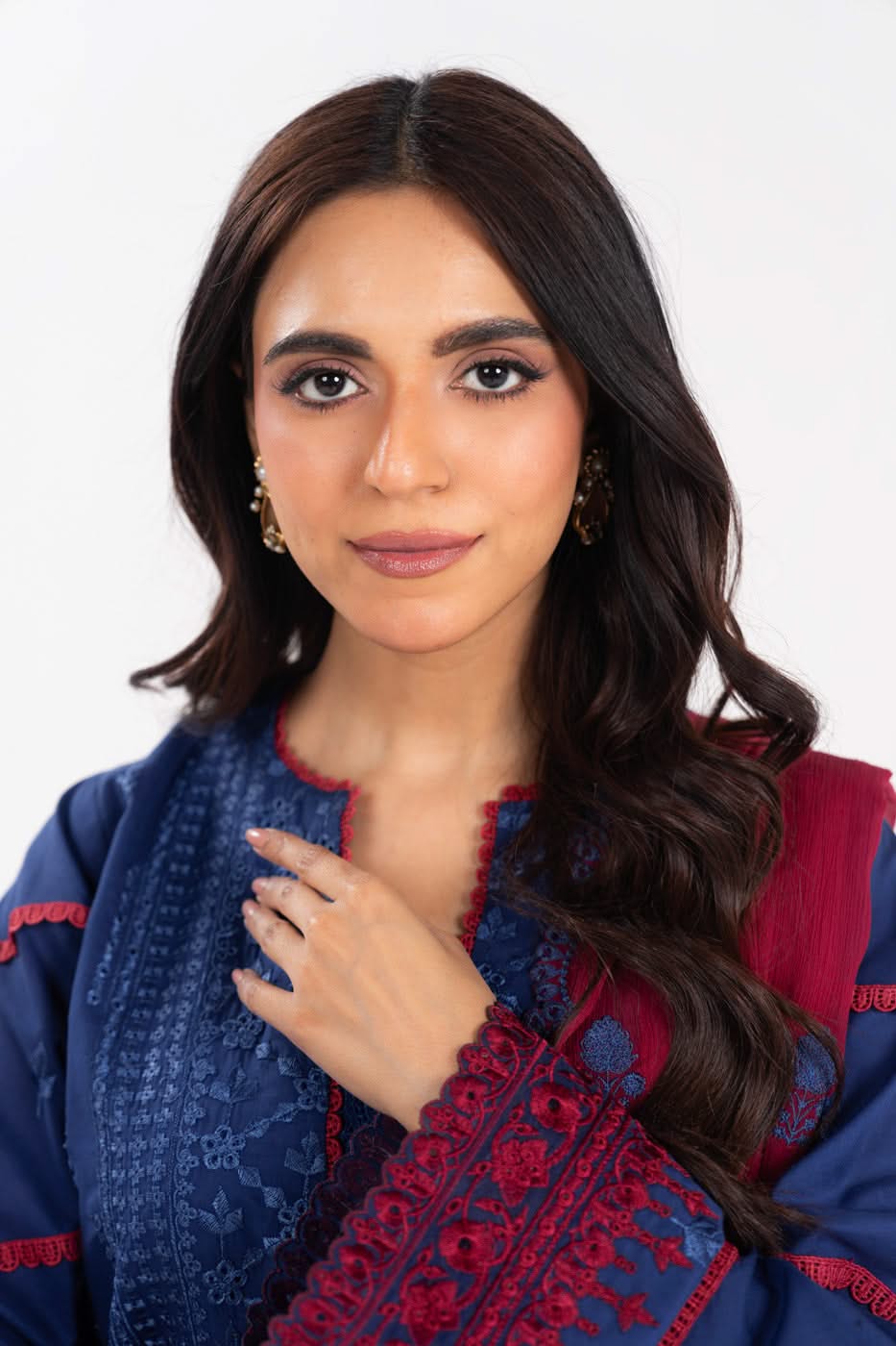 RTS | SHIRT, TROUSER & DUPATTA - Image 3