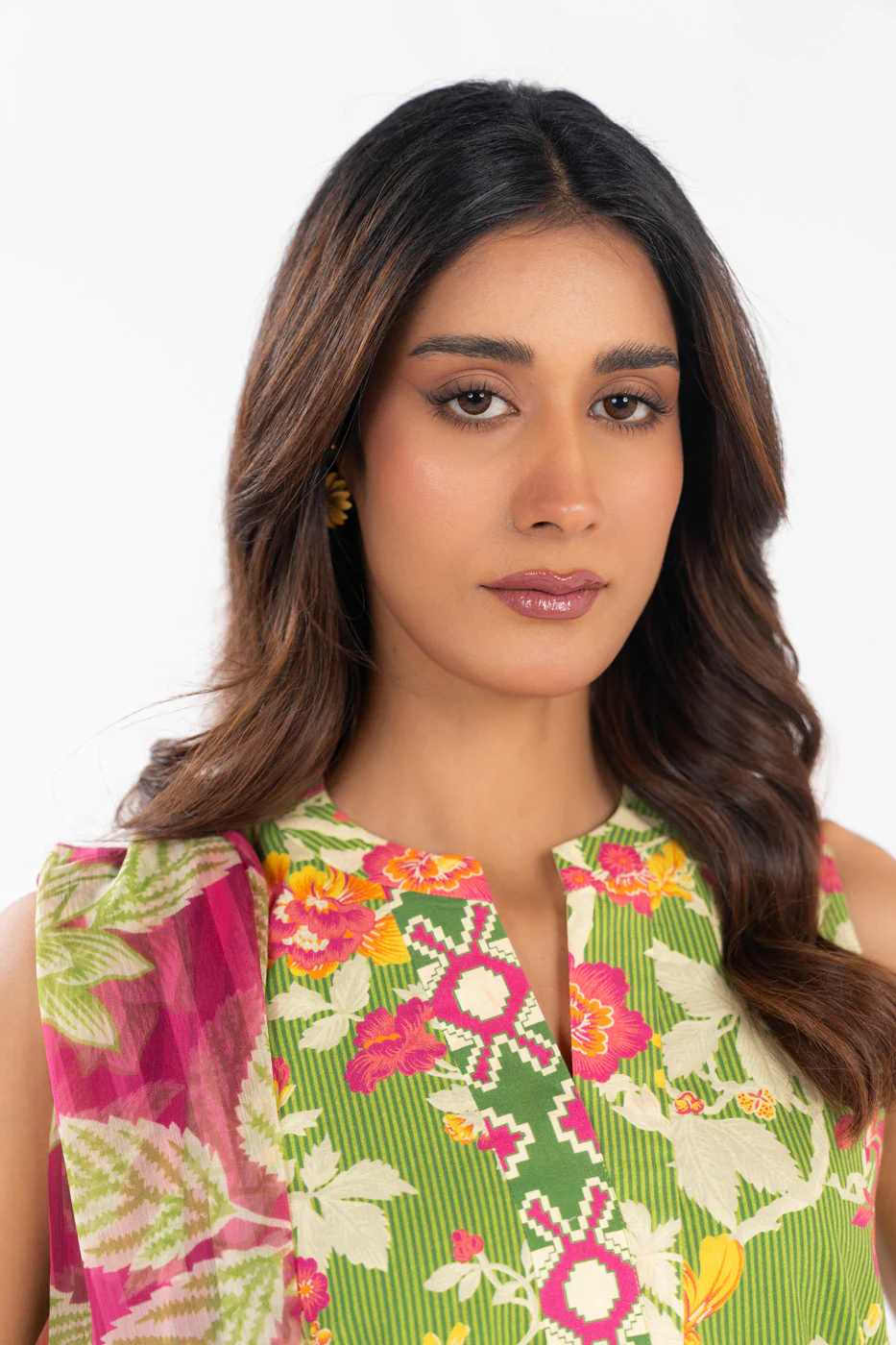 RTS | SHIRT, TROUSER & DUPATTA - Image 3