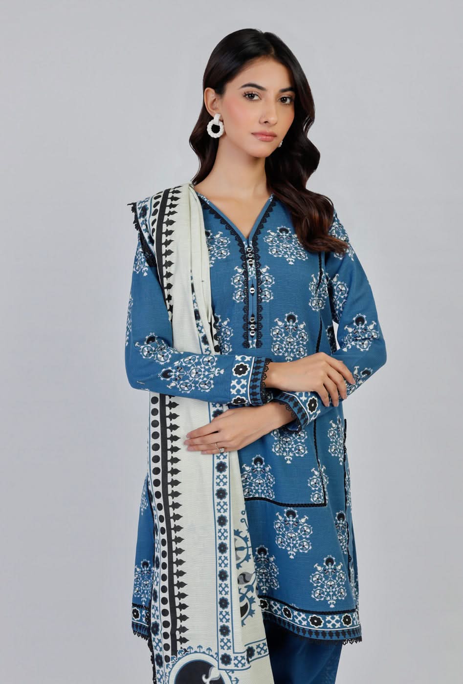 RTS | SHIRT, TROUSER & DUPATTA - Image 2