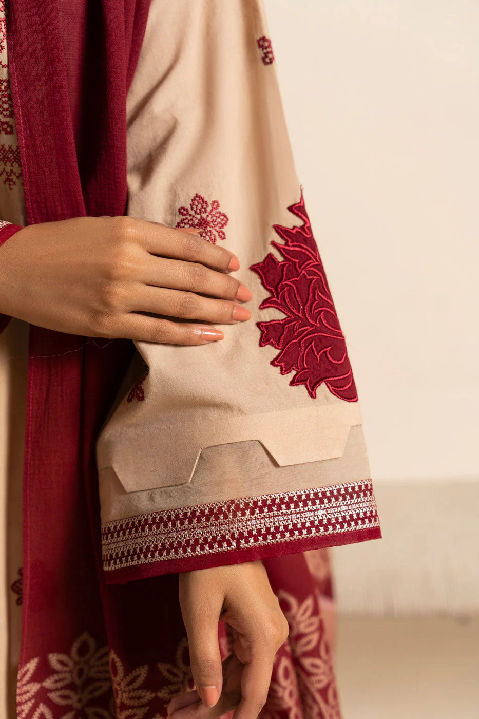 RTS  | SHIRT, TROUSER & DUPATTA - Image 4