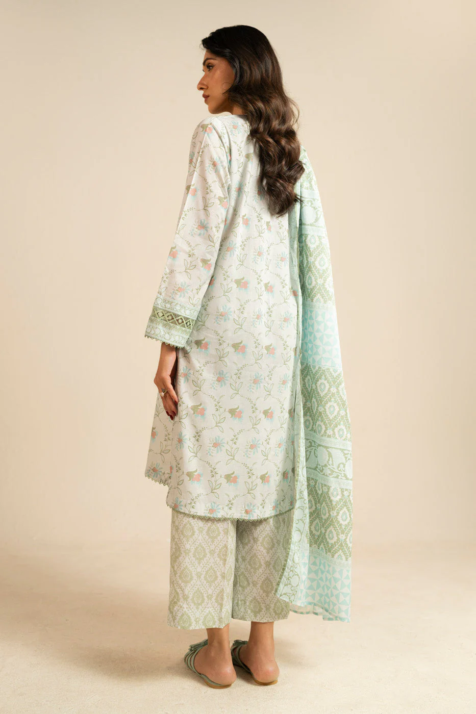 RTS | SHIRT, TROUSER & DUPATTA - Image 4