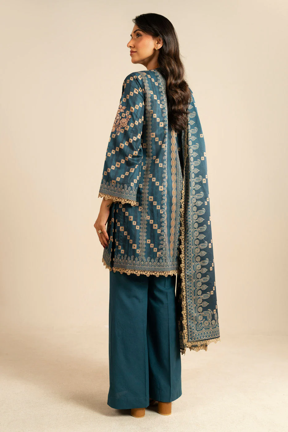 RTS | SHIRT, TROUSER & DUPATTA - Image 4