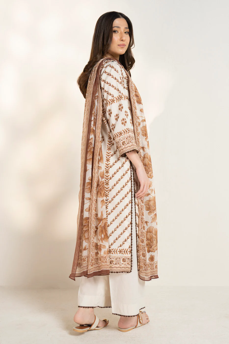 RTS | SHIRT, TROUSER & DUPATTA - Image 3