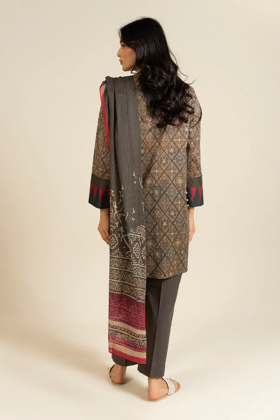 RTS | SHIRT, TROUSER & DUPATTA - Image 4