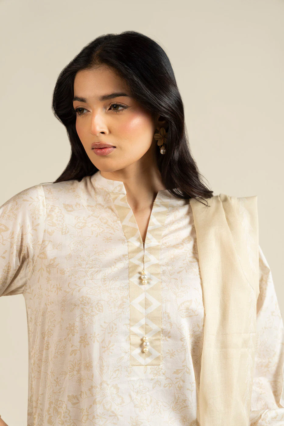 RTS | SHIRT, TROUSER & DUPATTA - Image 3