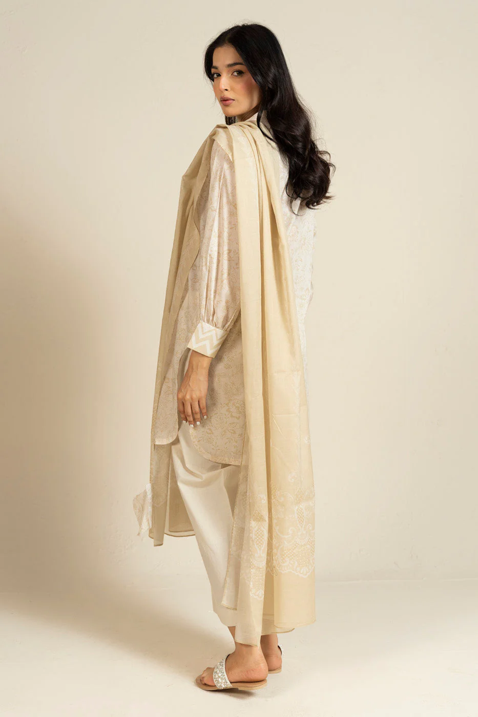 RTS | SHIRT, TROUSER & DUPATTA - Image 4