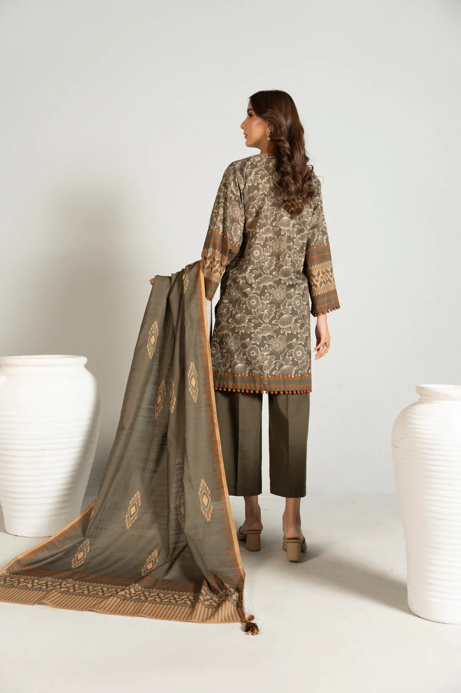 RTS | SHIRT, TROUSER & DUPATTA - Image 4