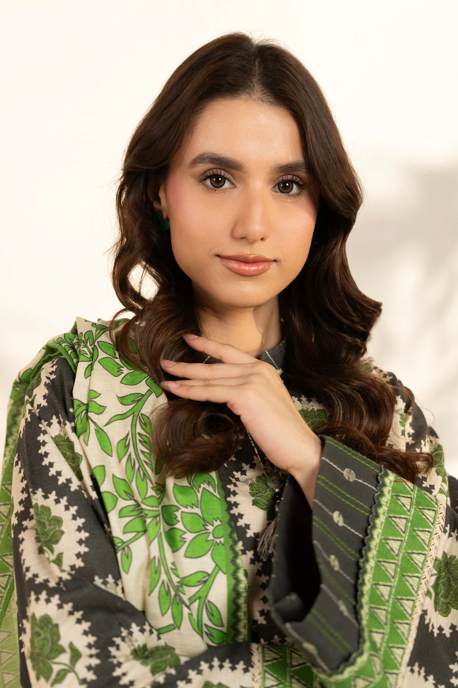 RTS | SHIRT, TROUSER & DUPATTA - Image 3