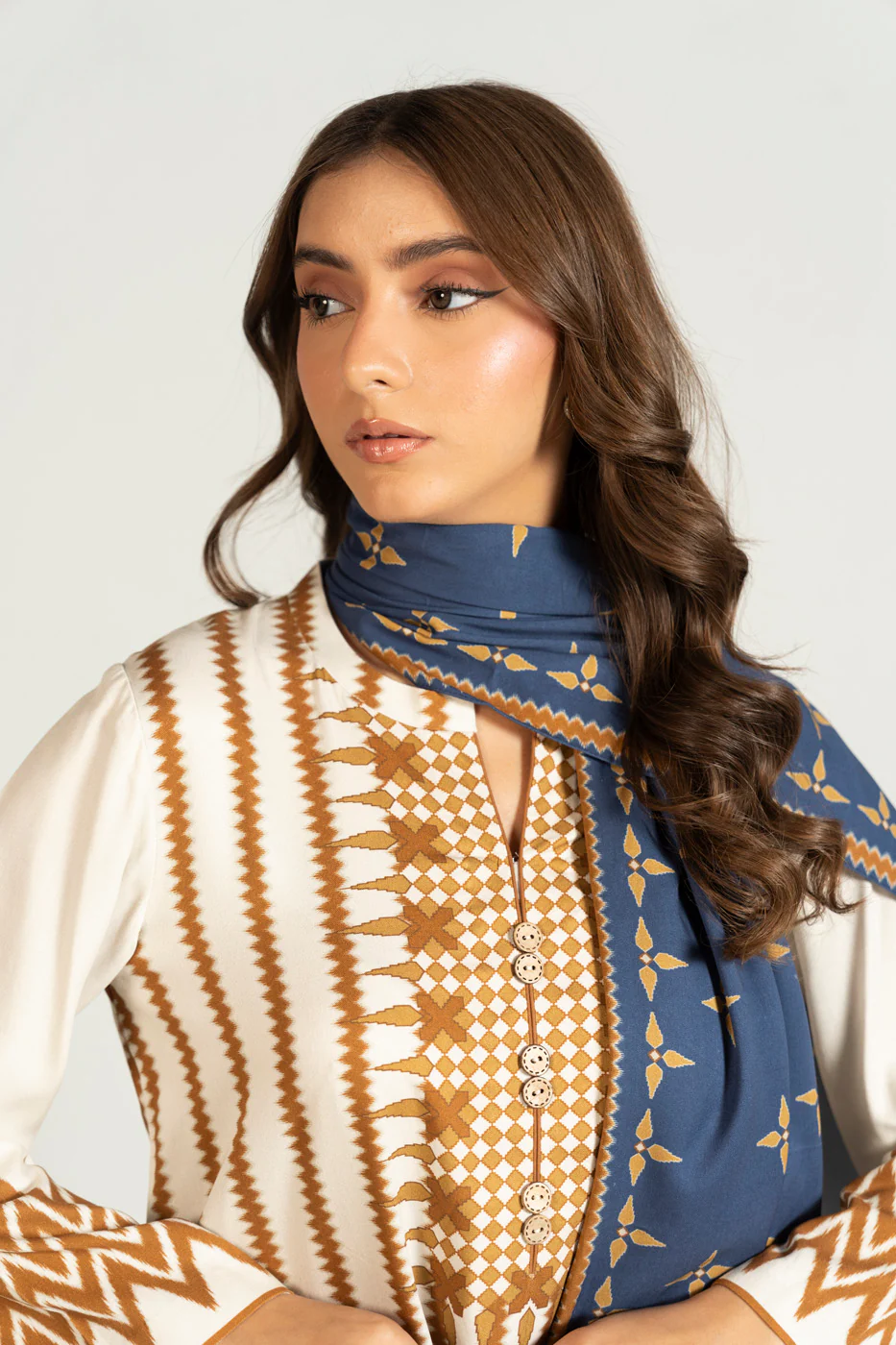 RTS | SHIRT , TROUSER & DUPATTA - Image 3