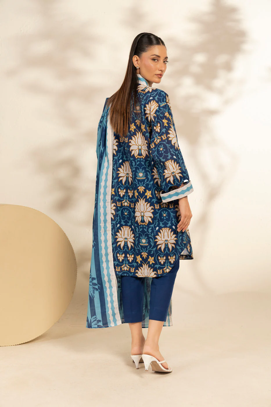 RTS | SHIRT, TROUSER & DUPATTA - Image 4