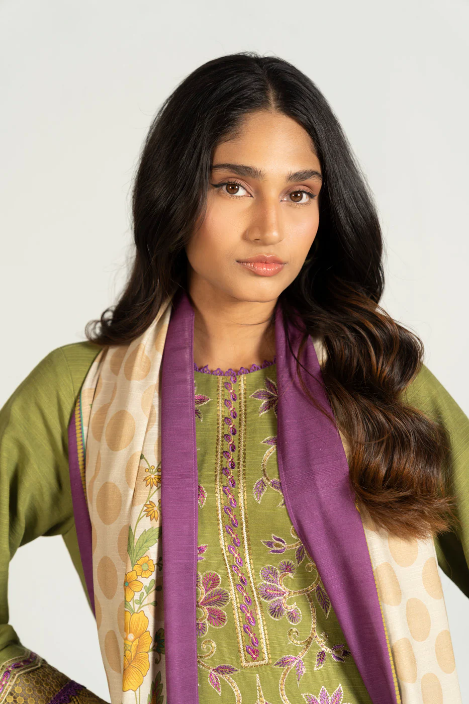 RTS | SHIRT, TROUSER & DUPATTA - Image 3