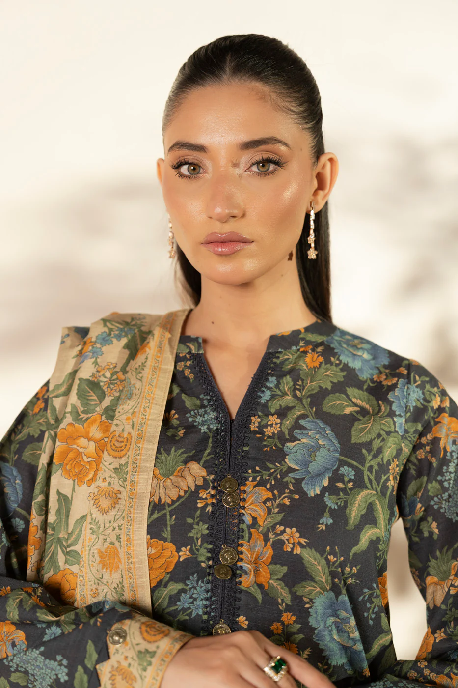 RTS | SHIRT, TROUSER & DUPATTA - Image 4