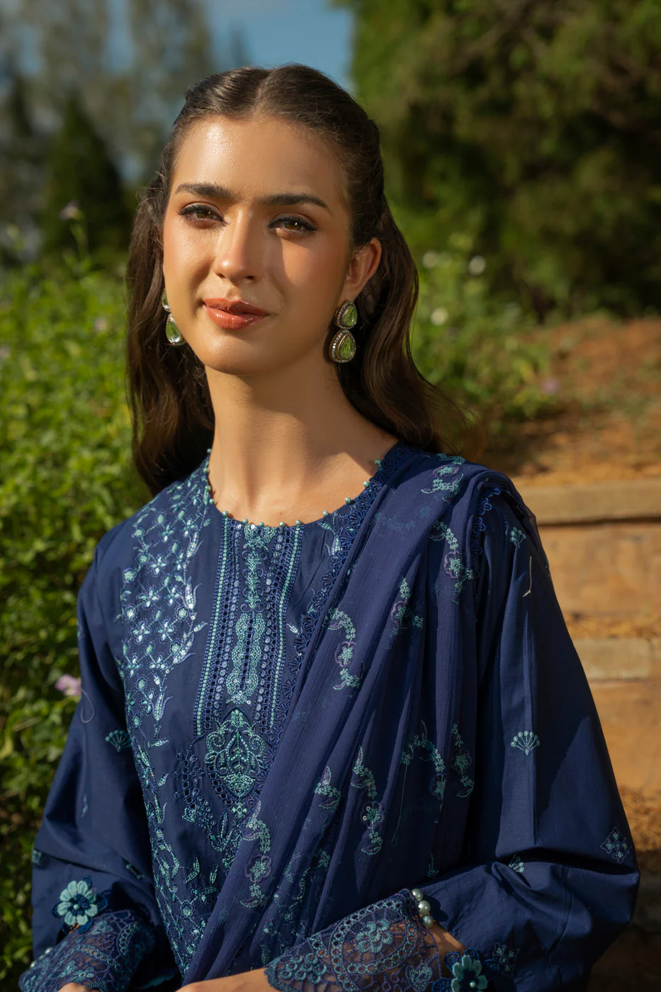 RTS | SHIRT, TROUSER & DUPATTA - Image 4