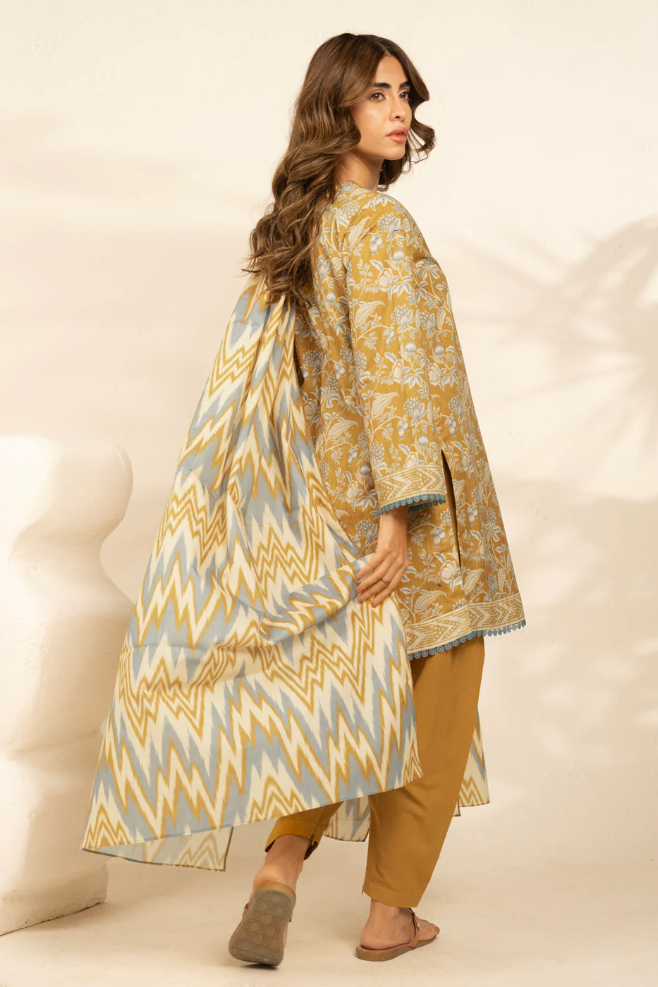 RTS | SHIRT, TROUSER & DUPATTA - Image 4