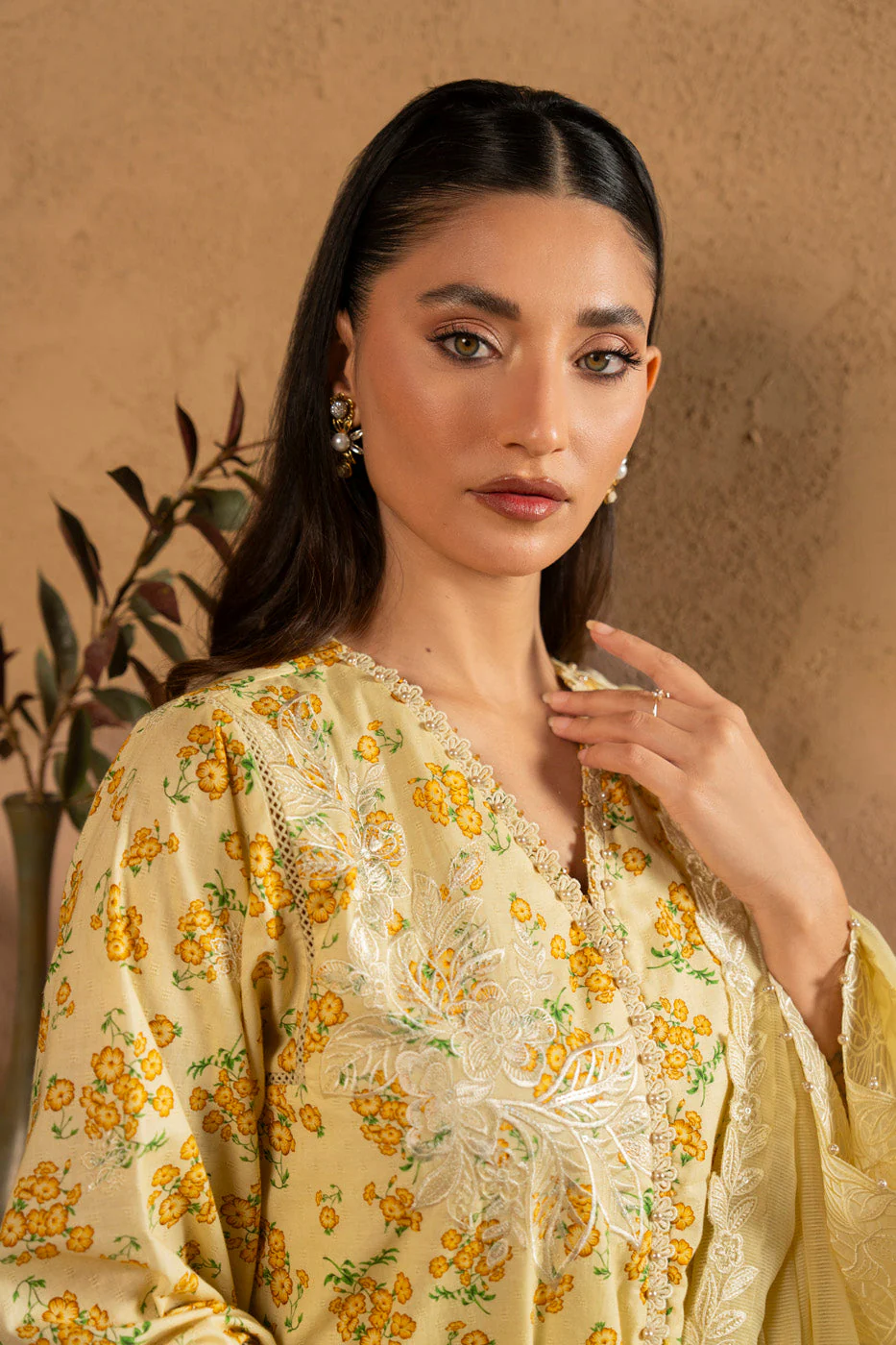 RTS | SHIRT, TROUSER & DUPATTA - Image 3