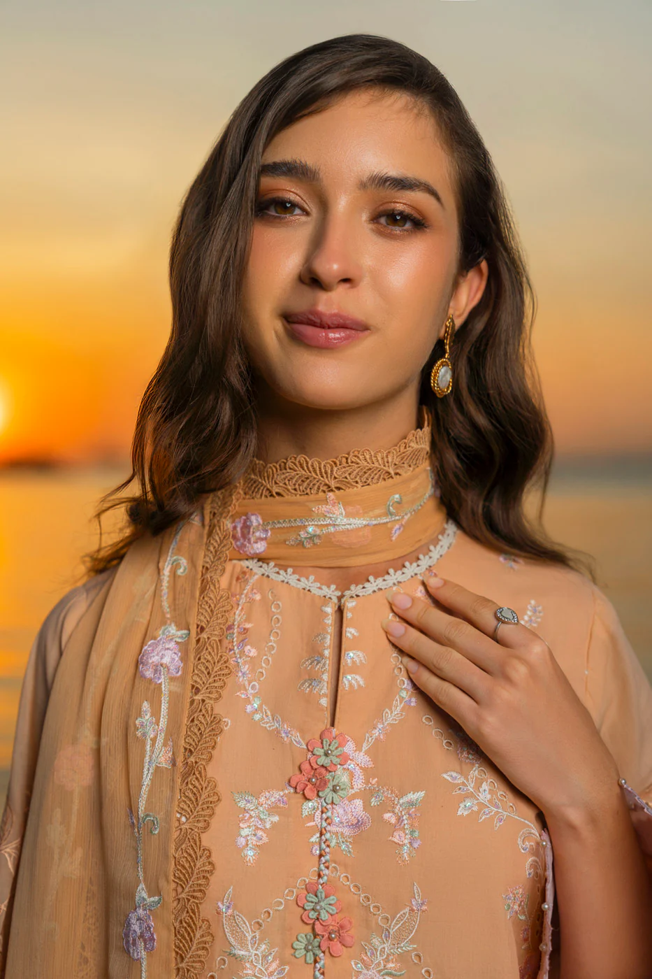 RTS | SHIRT, TROUSER & DUPATTA - Image 2