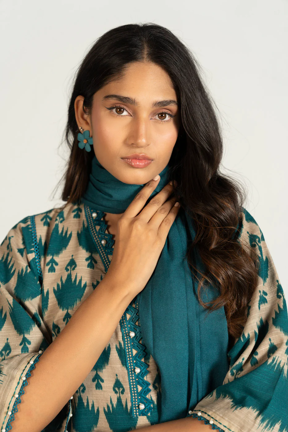 RTS | SHIRT, TROUSER & SHAWL - Image 2