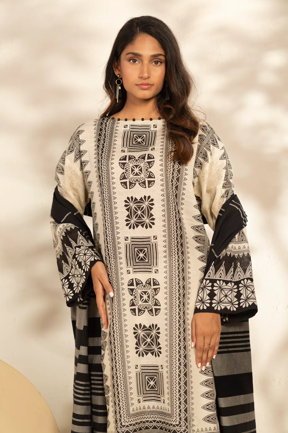 RTS | SHIRT, TROUSER & SHAWL - Image 2
