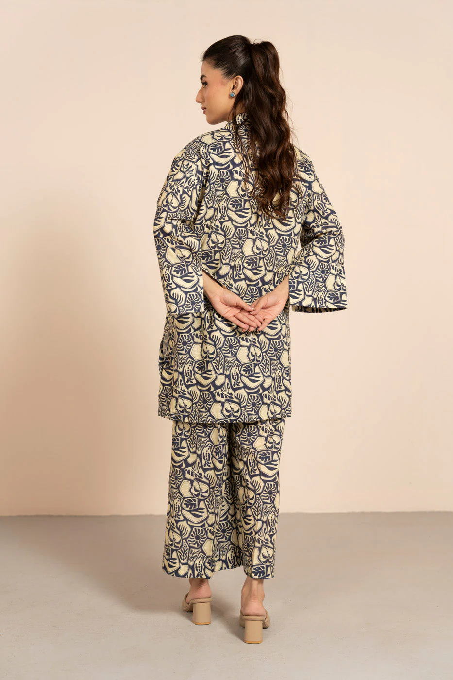 RTS | SHIRT & TROUSER - Image 4