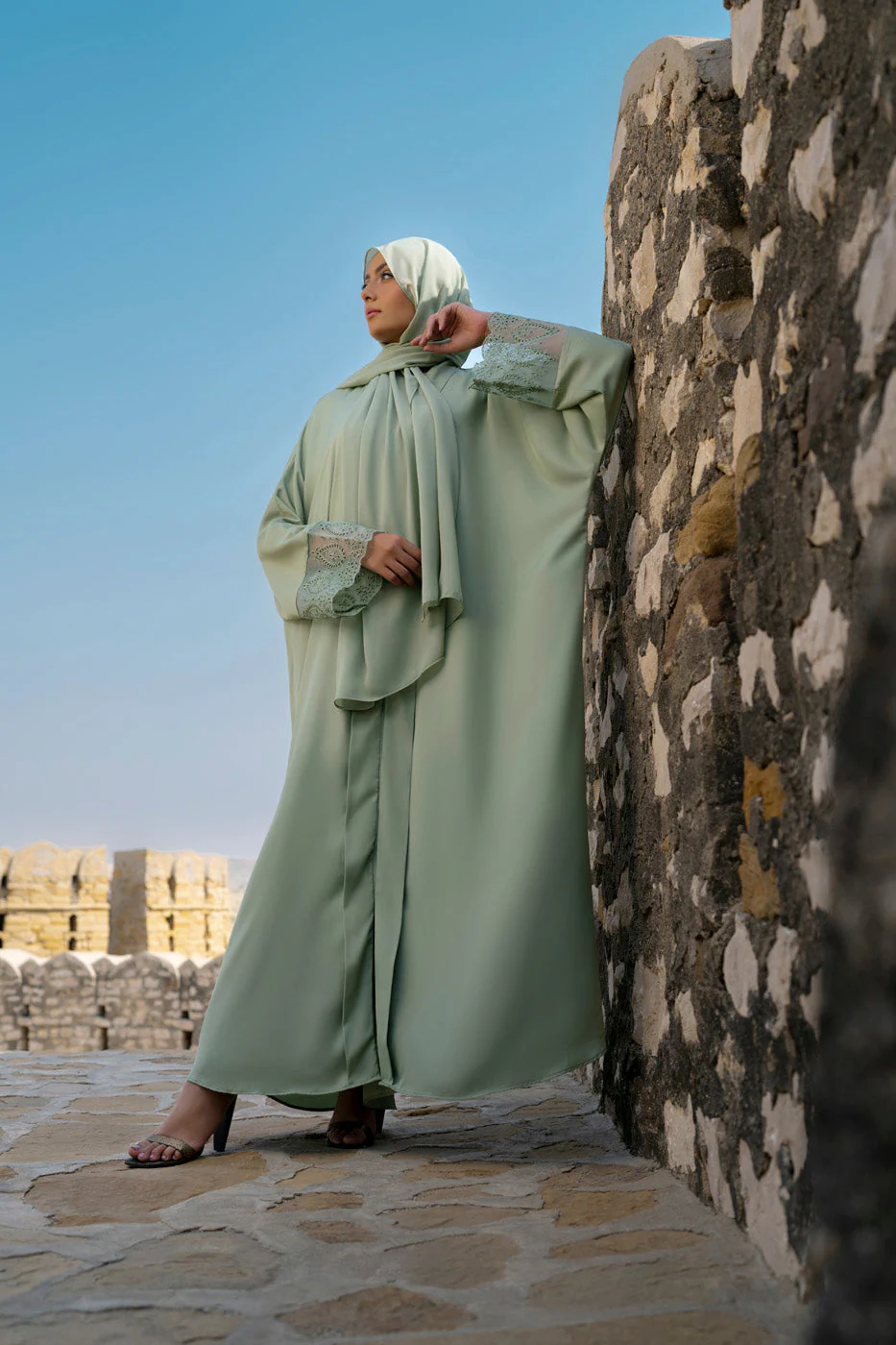 RTW | ABAYA & STOLE - Image 4