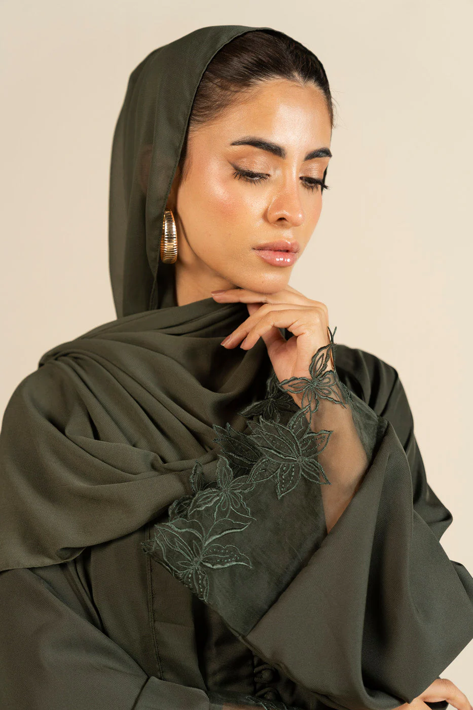 RTW | ABAYA & STOLE - Image 2