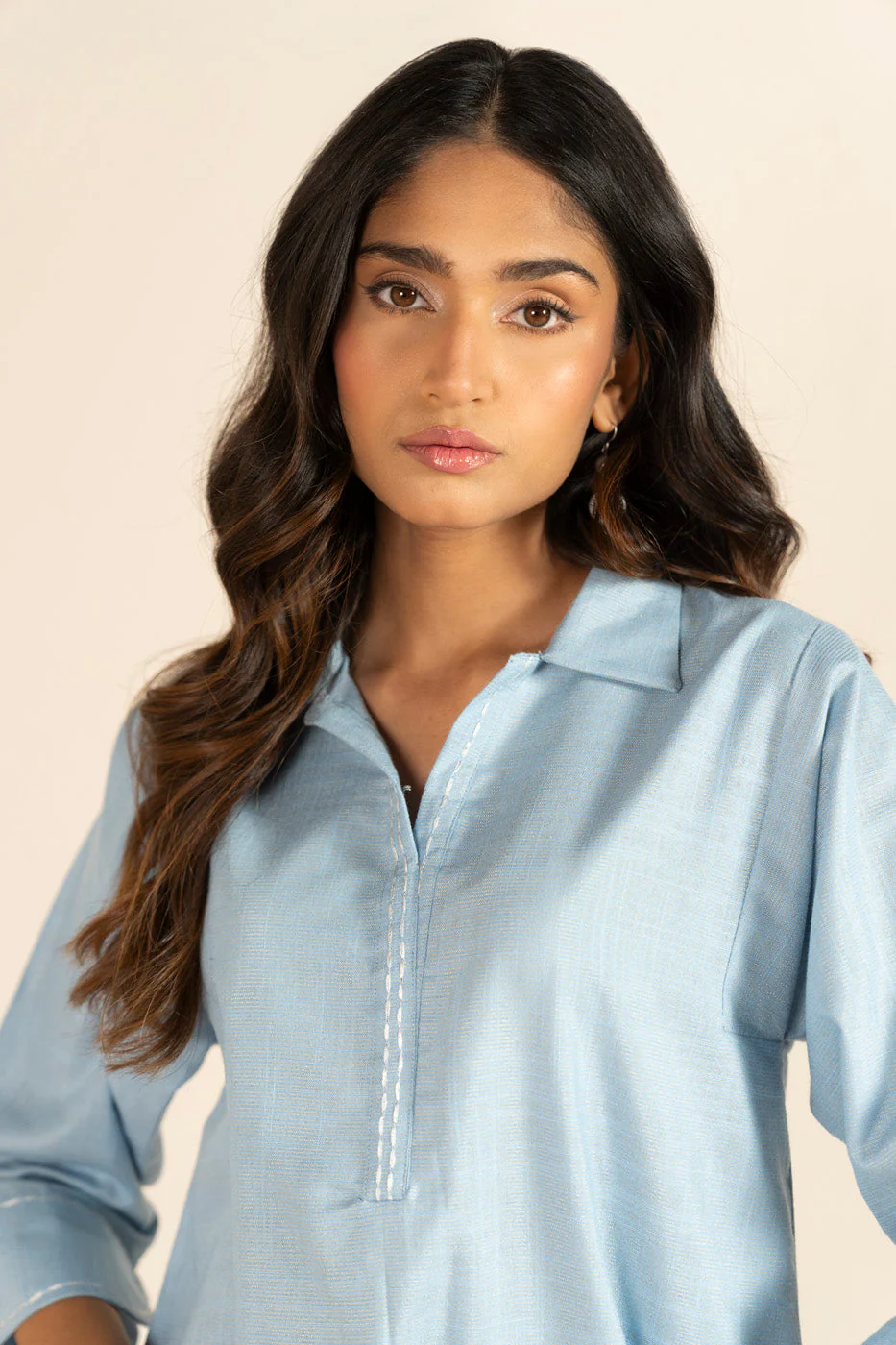 RTW | SHIRT & BOOTCUT PANTS - Image 3