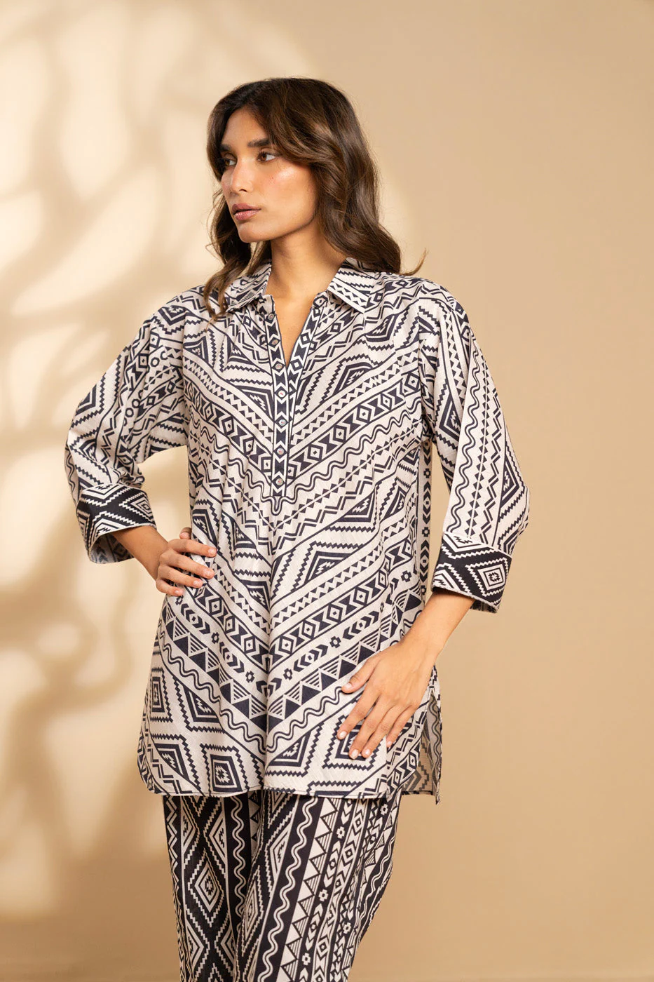 RTW  | SHIRT - Image 2