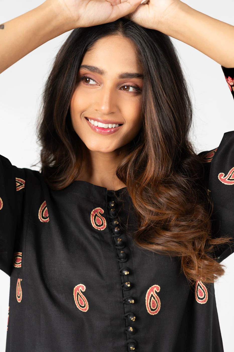 RTW | SHIRT, SHALWAR & DUPATTA - Image 3