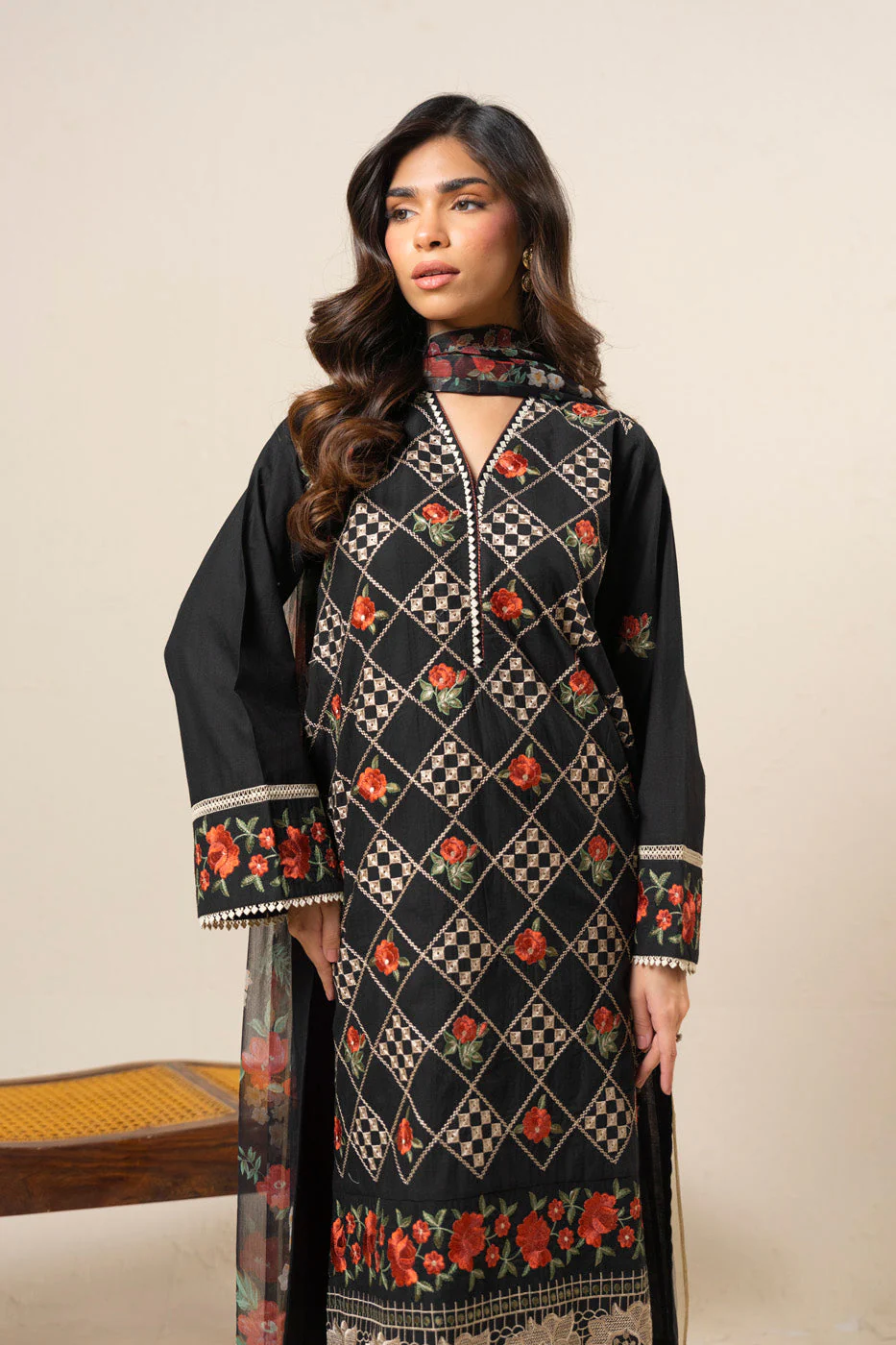 RTW | SHIRT, TROUSER & DUPATTA - Image 2