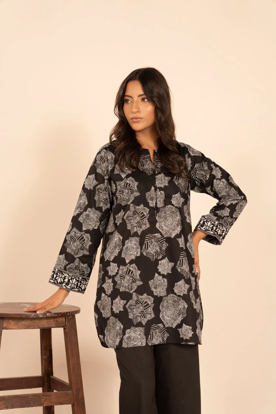 RTW | SHIRT - Image 2