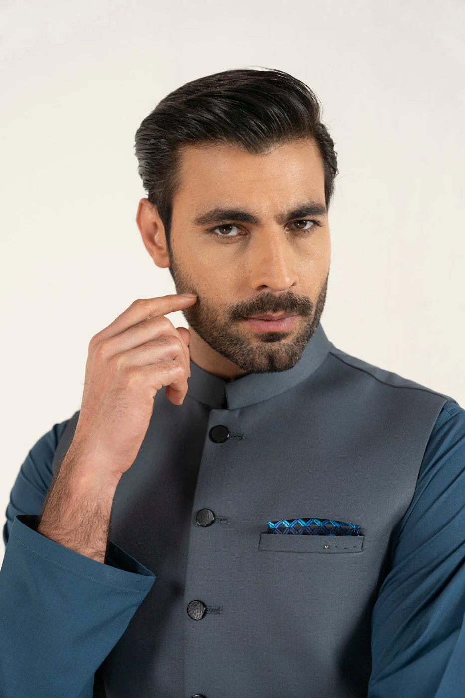 RTW | WAISTCOAT - Image 2
