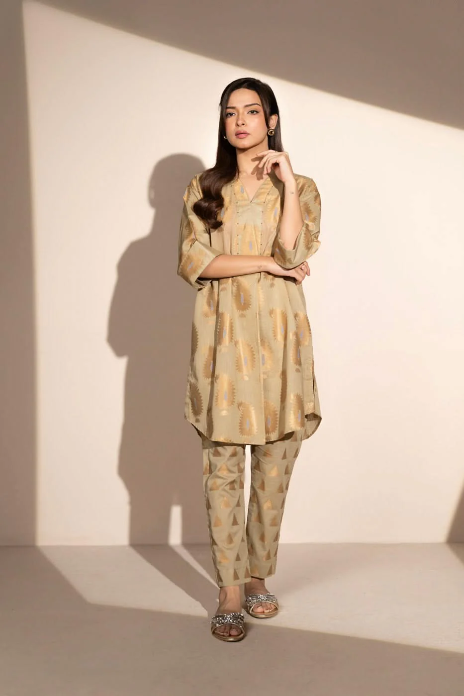 RTW | SHIRT & TROUSER