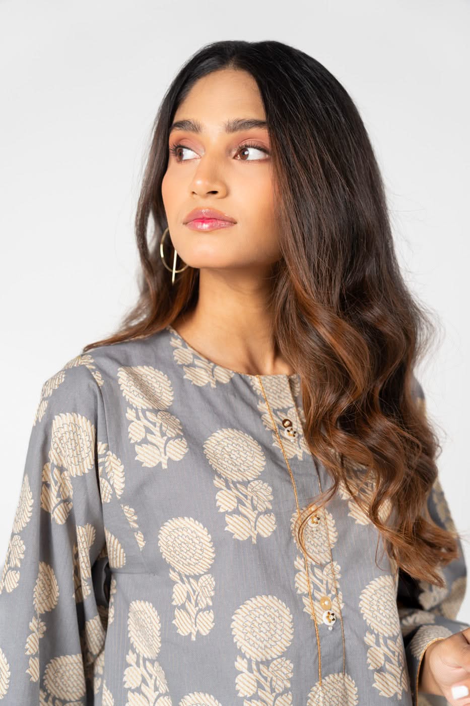 RTW | SHIRT, SHALWAR & DUPATTA - Image 3