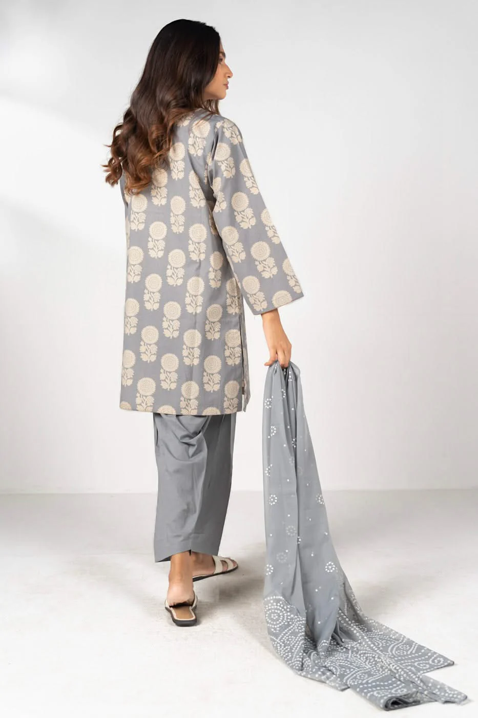 RTW | SHIRT, SHALWAR & DUPATTA - Image 4