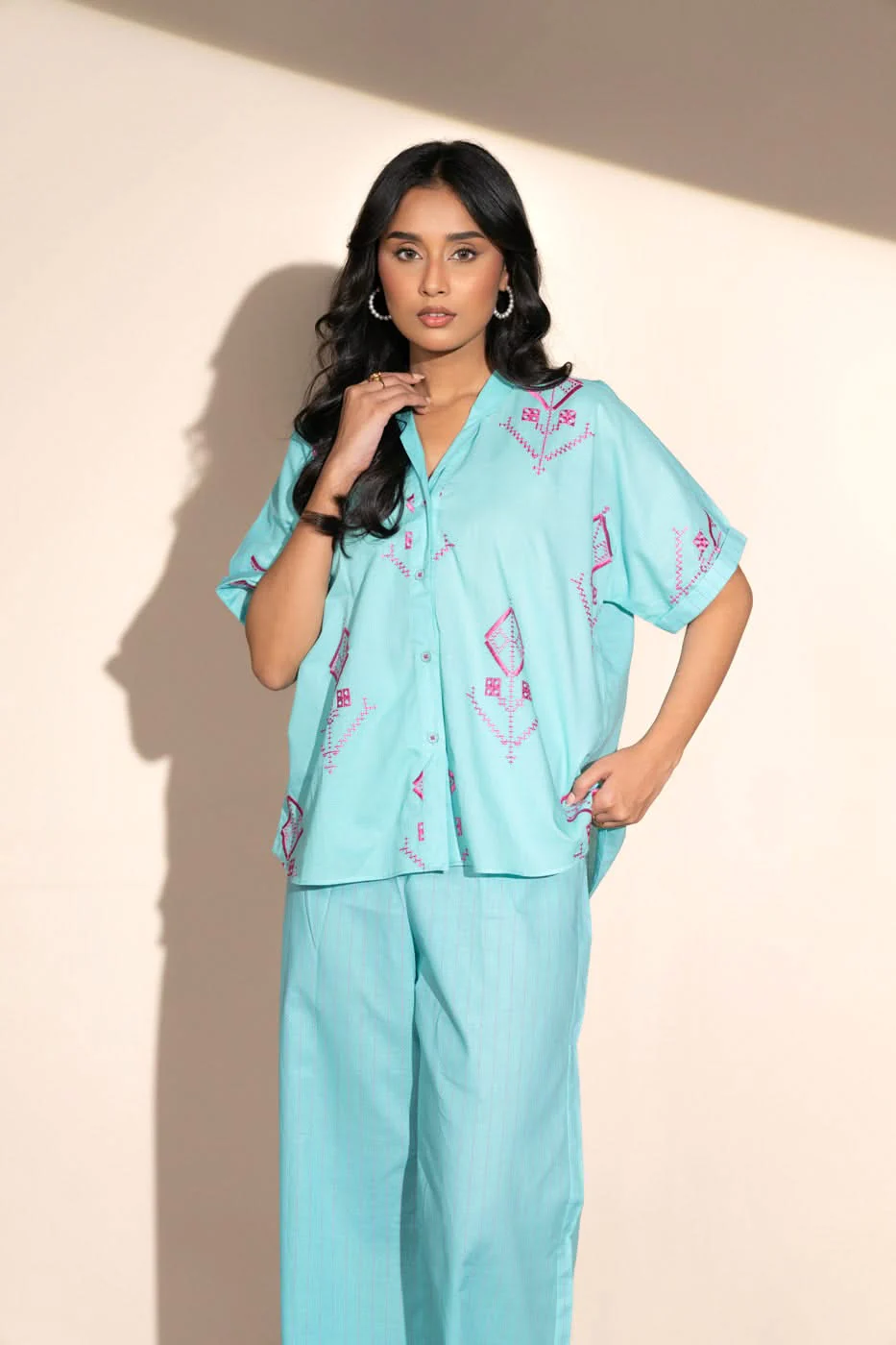 RTW | SHIRT - Image 2